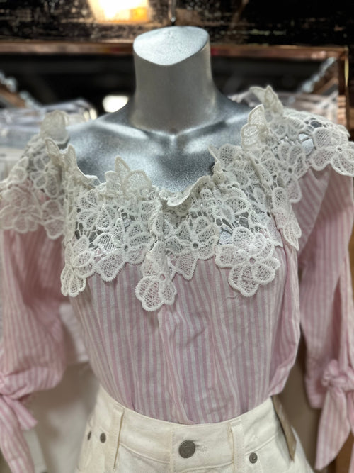 Size Medium Top