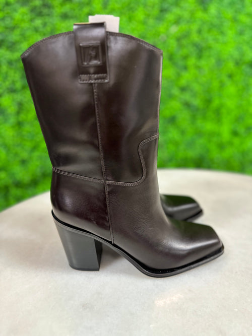 Franco Sarto Size 8.5 Boots