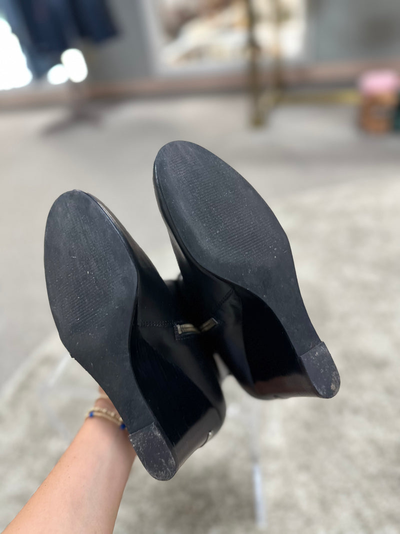 Michael Kors Size 7.5 Booties