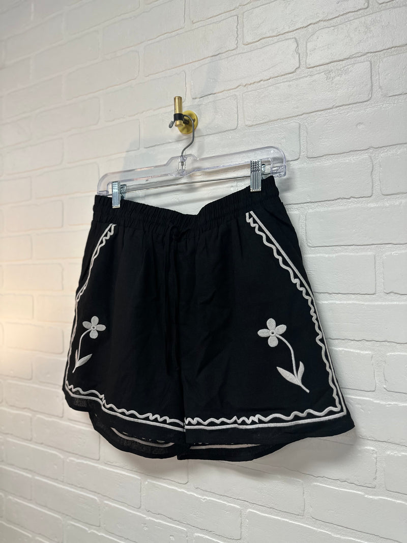 Entro Size L Shorts