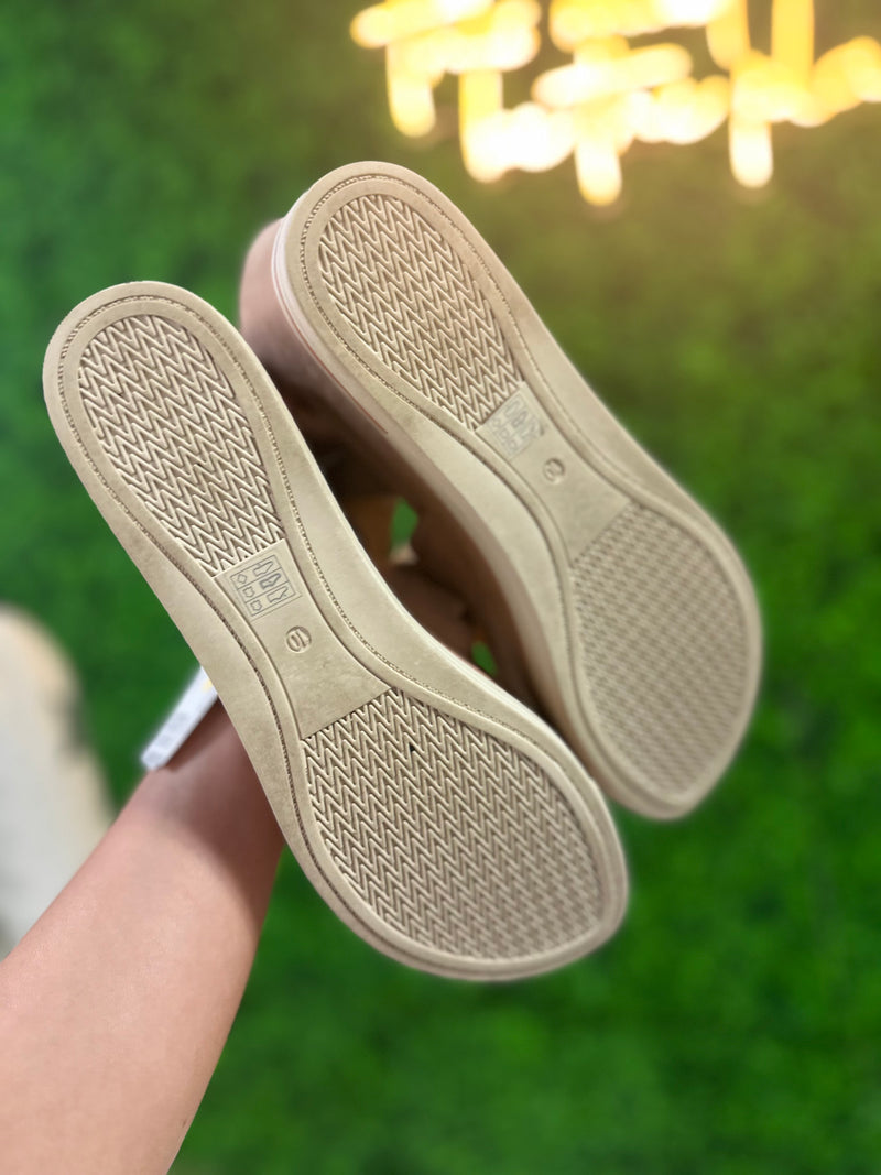 Eileen Fisher Size 10 Wedge