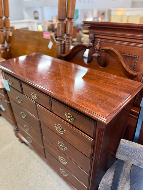 Dresser & Mirror