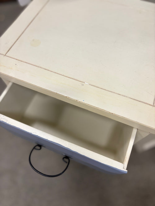 Accent Table