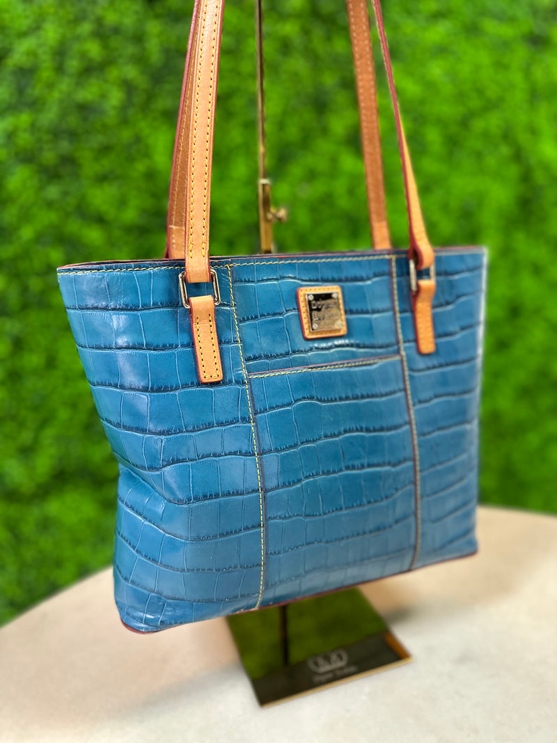 Dooney & Bourke Hand Bag
