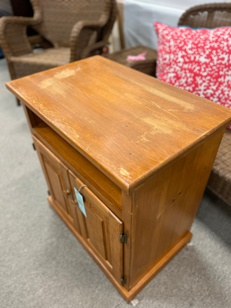 Small Oak Cabinet