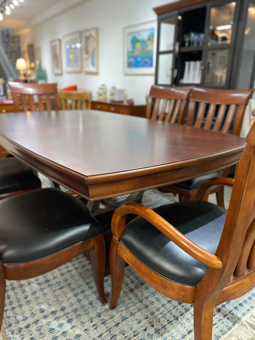 Dining Table, 8 Chairs, Two Leaves