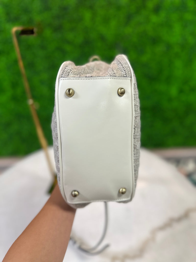 Patricia Nash Size 7.5"x10"x5" Hand Bag