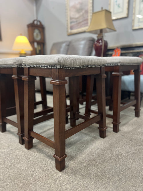 Set of 4 Stools
