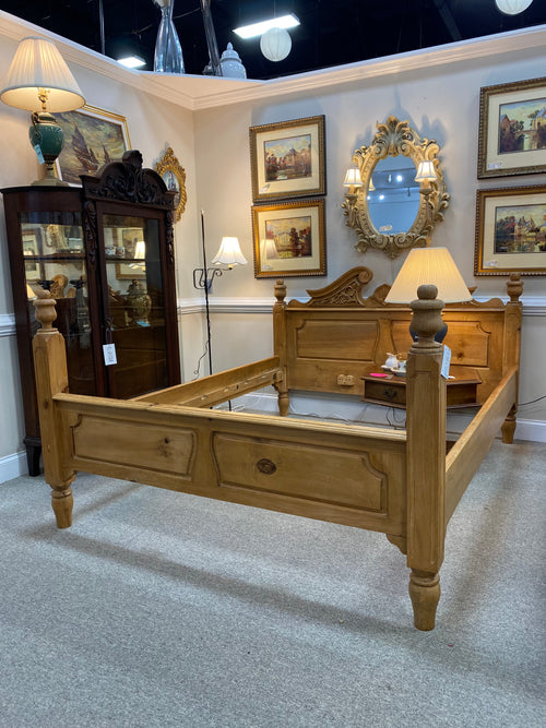 Queen Bed