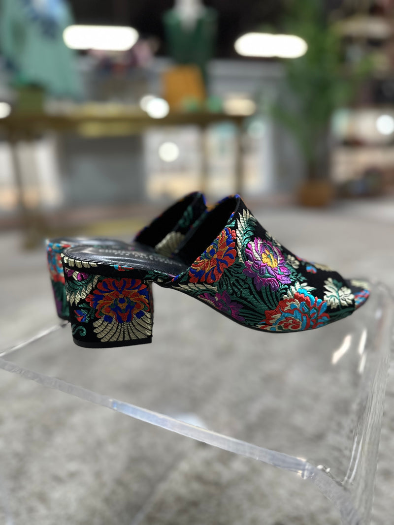 Christian Siriano Size 11 Heel