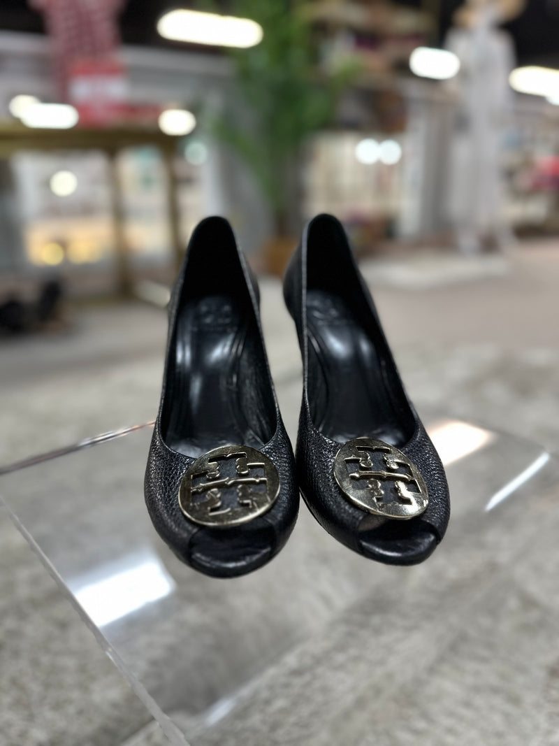 Tory Burch Size 9 Wedge