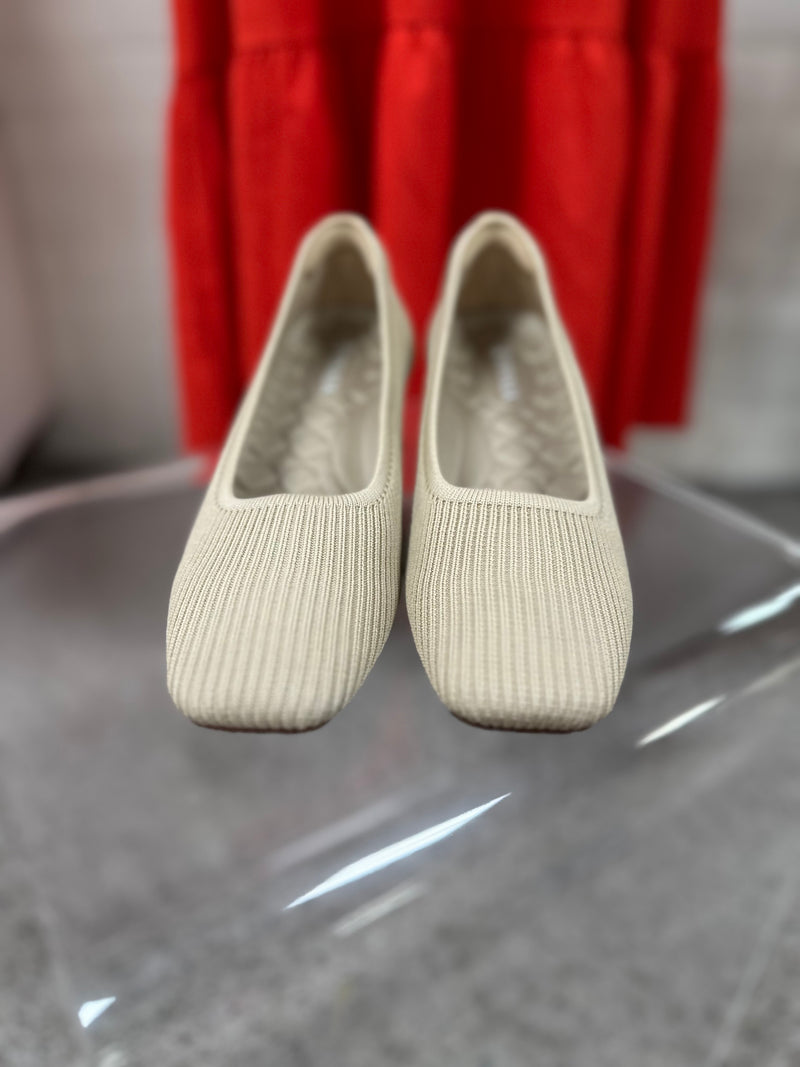 Vivaia Size 37 Shoes