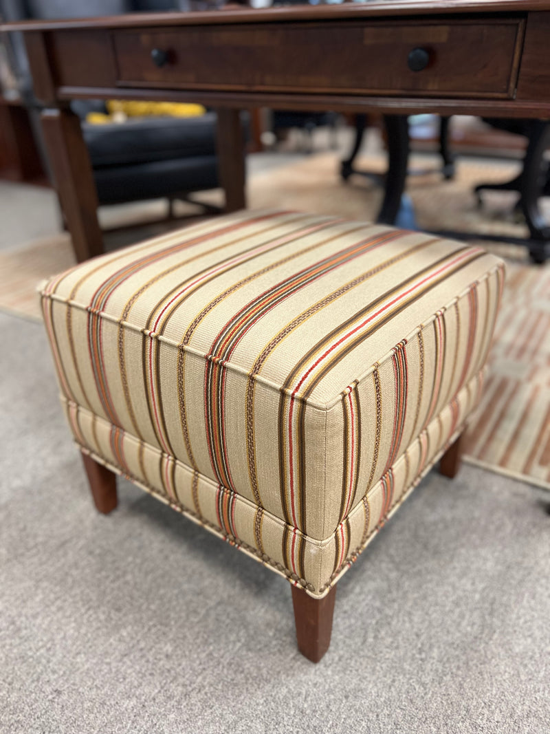 Ethan Allen Ottoman