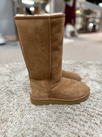 UGG Size 8 Boots