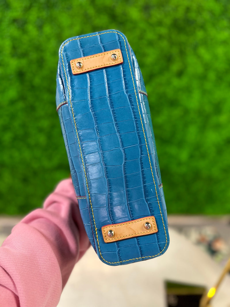 Dooney & Bourke Hand Bag