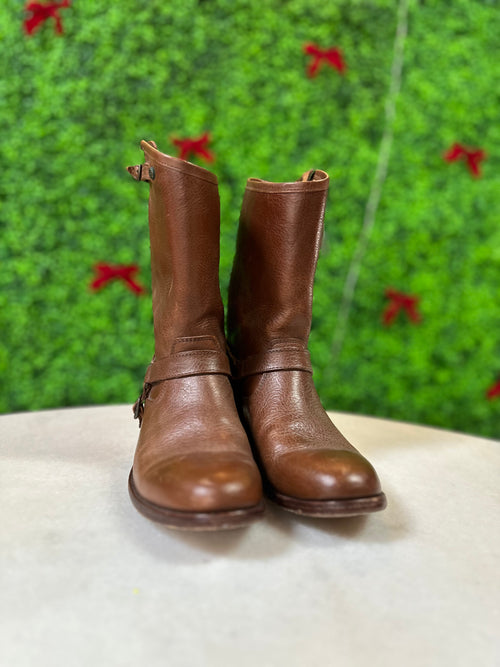 Ariat Size 6 Boots