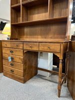 Desk w/ Hutch