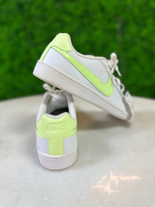 Nike Size 8 Shoes