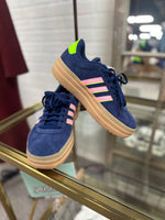 Adidas Size 6 Shoes