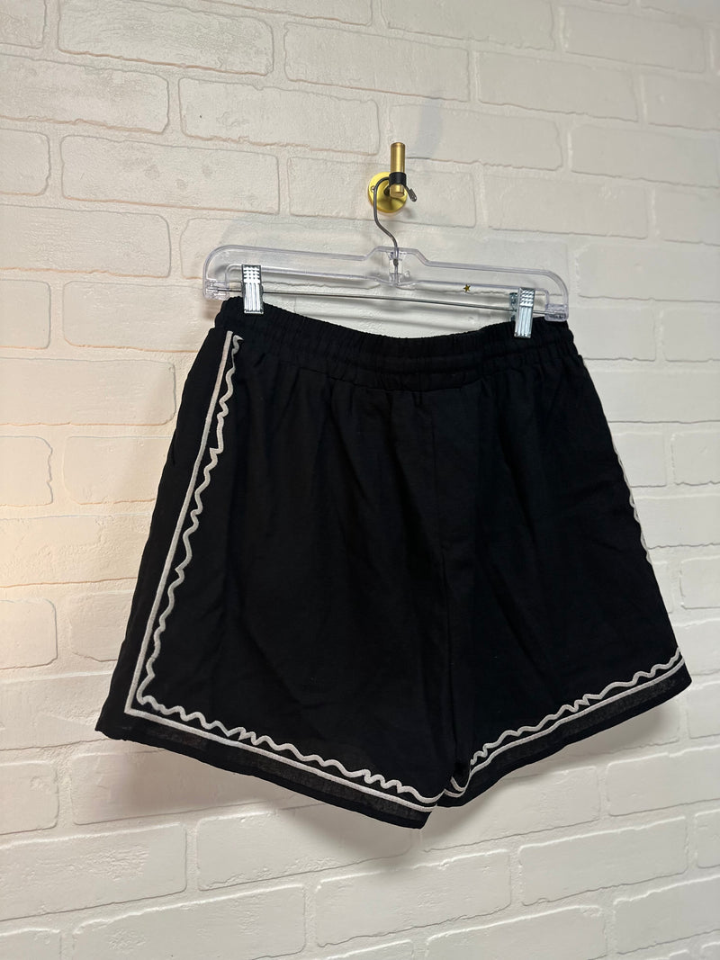 Entro Size L Shorts