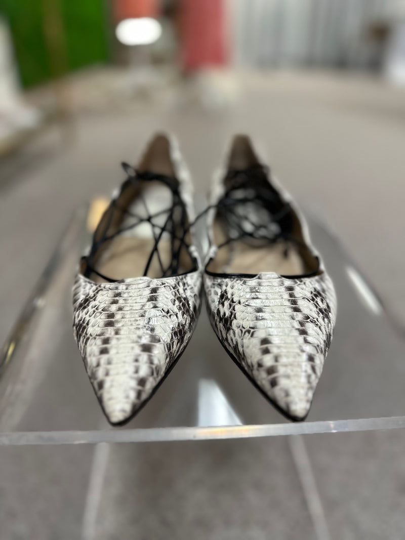 Michael Kors Size 40.5 Flat