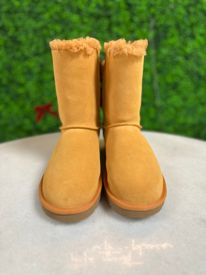 UGG Size 7 Boots