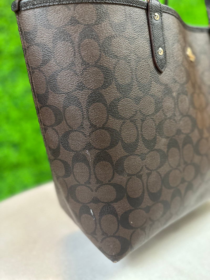 Coach Tote