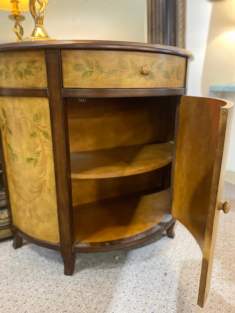 Crescent Entry Table