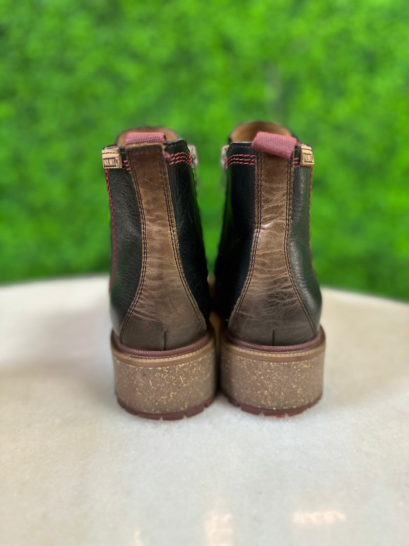 Pikolinos Size 40 Booties