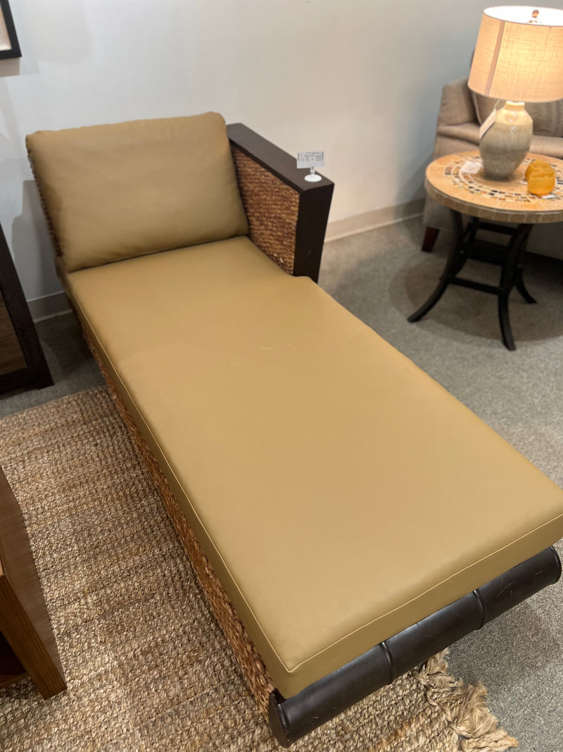 Chaise Lounge
