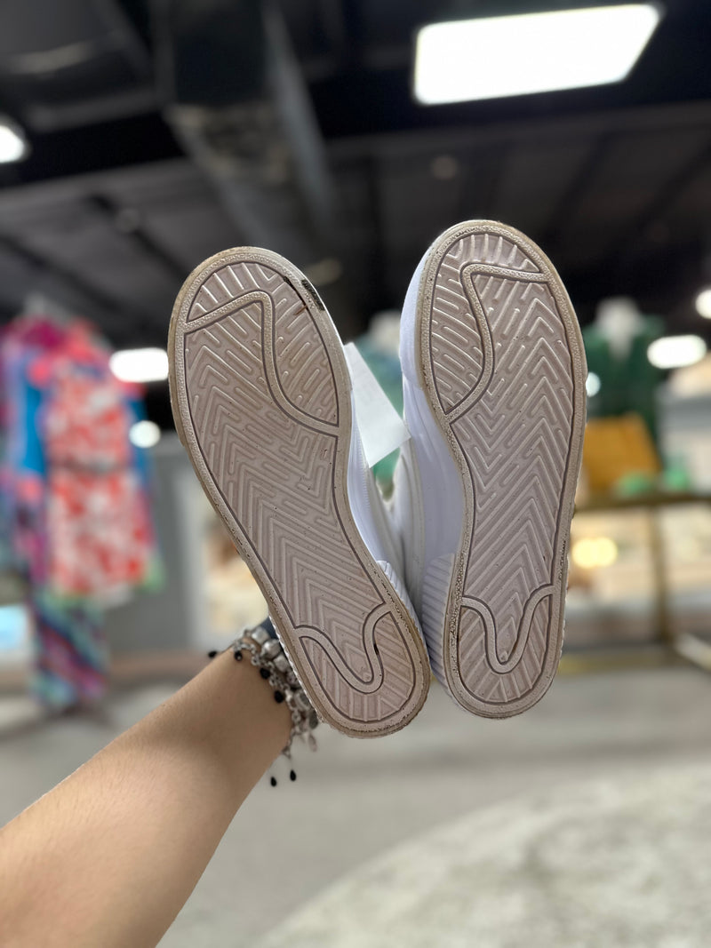 Nike Size 8 Shoes