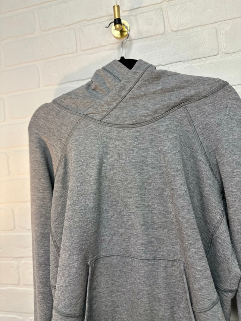 Lululemon Size 8 Top
