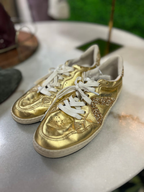 Schutz Size 7 Shoes