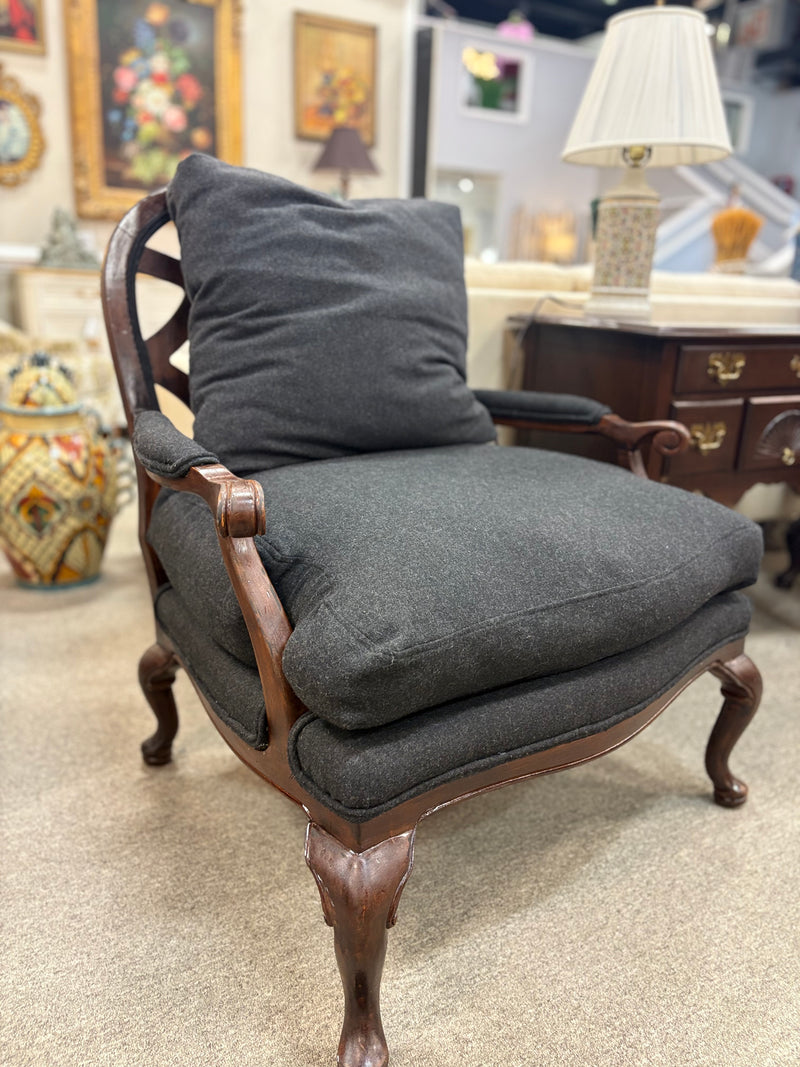 Pair Chairs