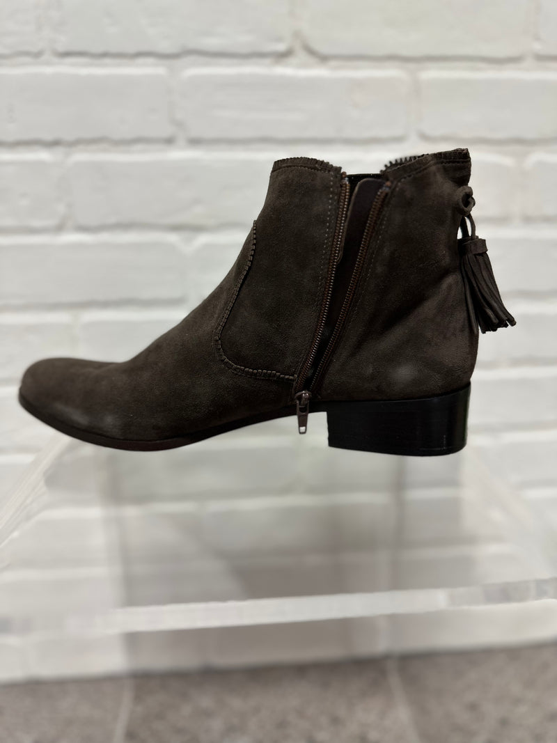 Vaneli Size 11 Booties