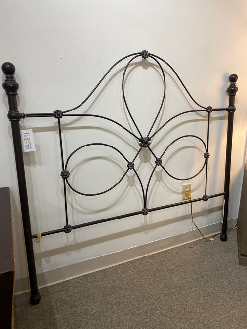 Size Queen Bed