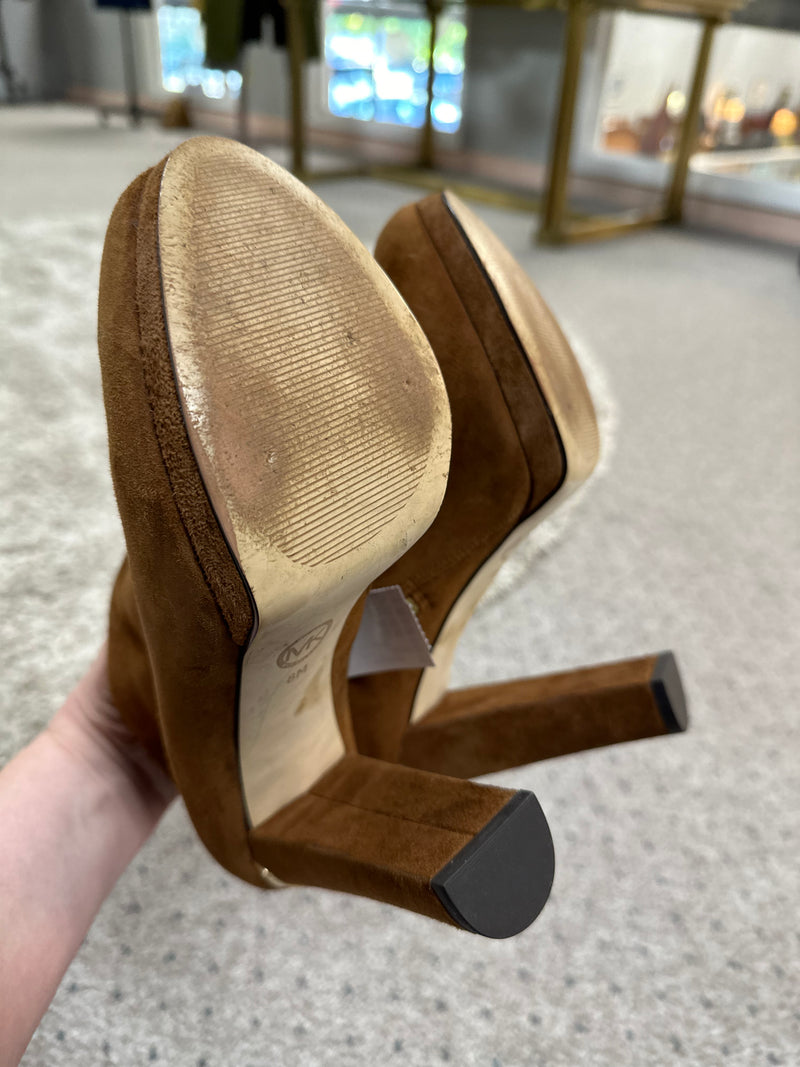 Michael Kors Size 8 Booties